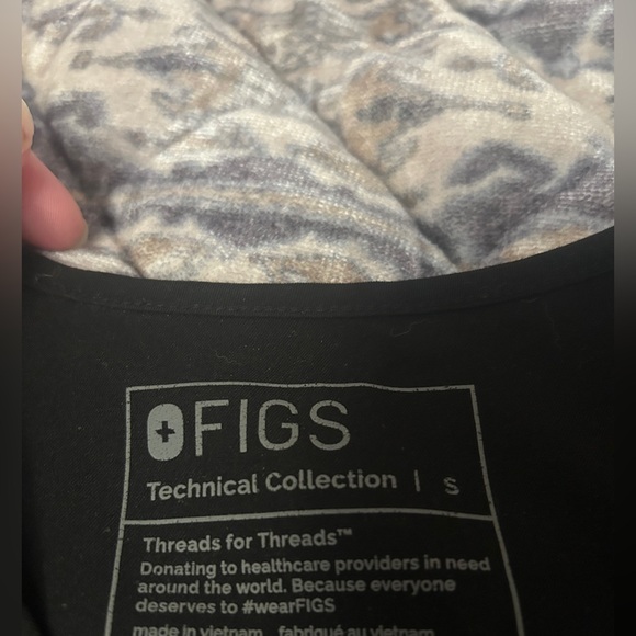 Figs Scrub Set - Picture 3 of 5